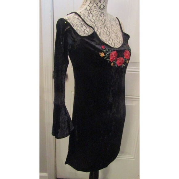Disney Pixar Coco Dress NWT Black Crushed Velvet Floral Embroidery Size XS - Picture 5 of 9